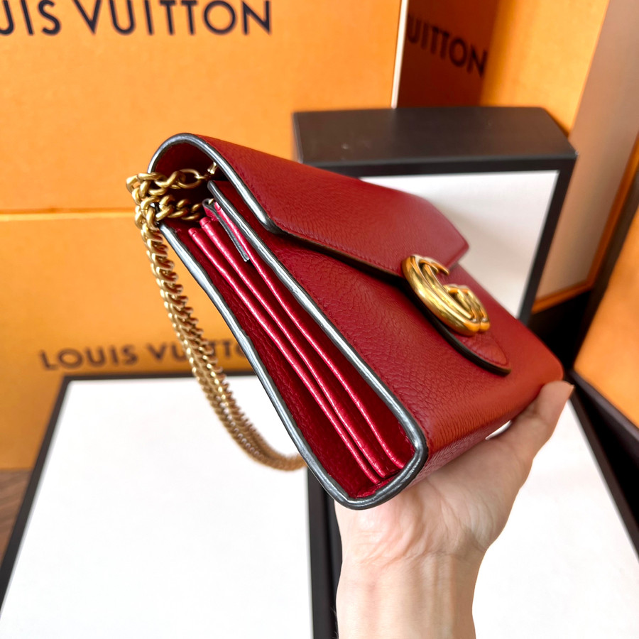 GUCCI MARMONT LEATHER CHAIN WALLET