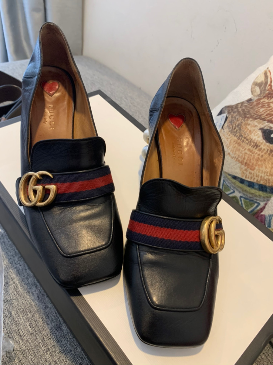 Giày gucci