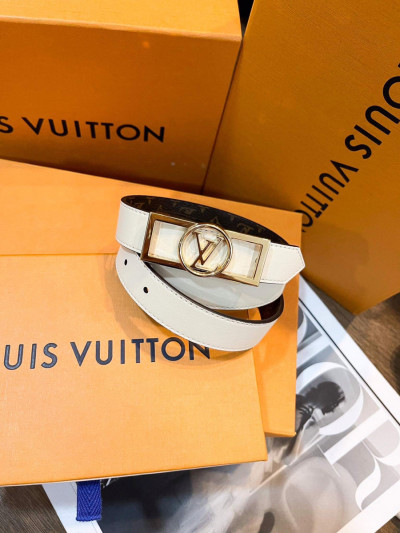 Belt lv 2 mặt logo vàng sz 80 kèm dust