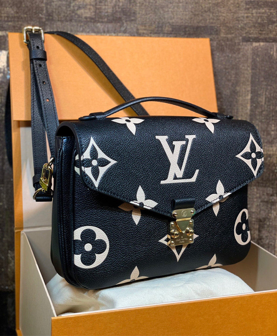 Túi Louis Vuitton