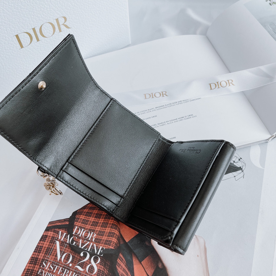 Ví Dior gập 3