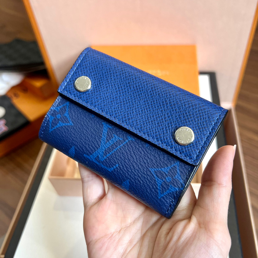 LV DISCOVERY COMPACT WALLET