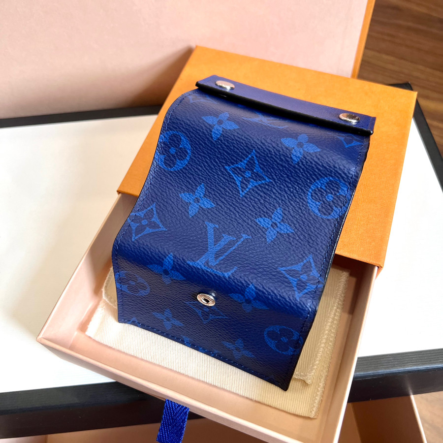 LV DISCOVERY COMPACT WALLET