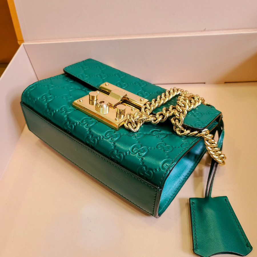 GUCCI GREEN PADLOCK SMALL GG SHOULDER BAG