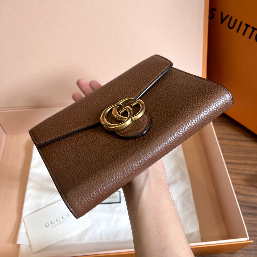 GUCCI BROWN MARMONT LEATHER CHAIN WALLET