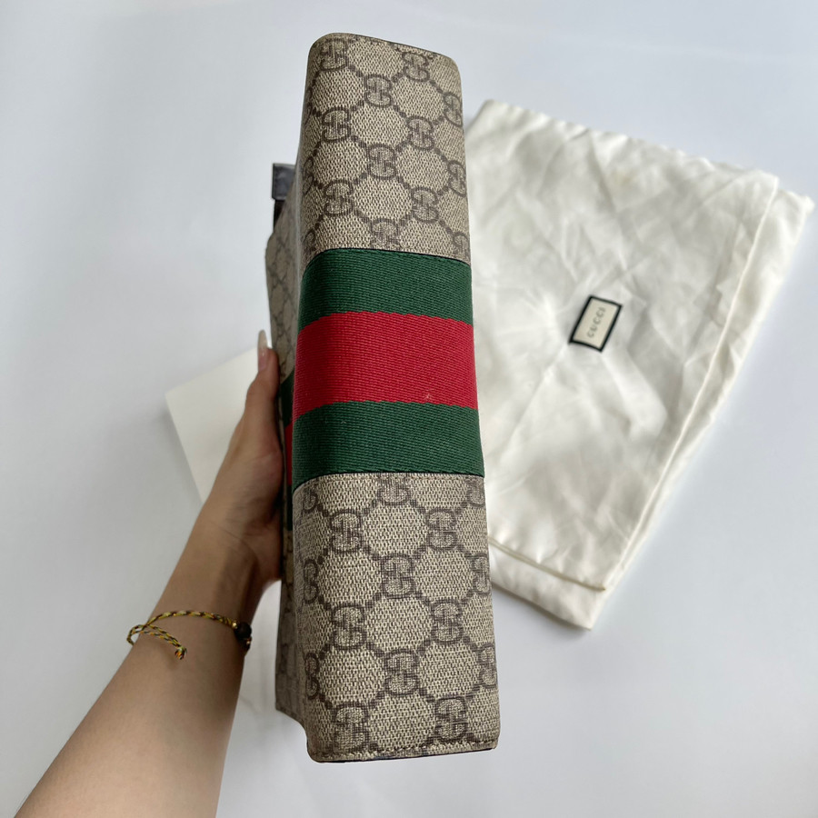 Clutch gucci