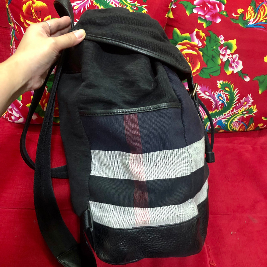 ❤️ Burberry - London Check and Zip Around Black Canvas / Leather Backpack: