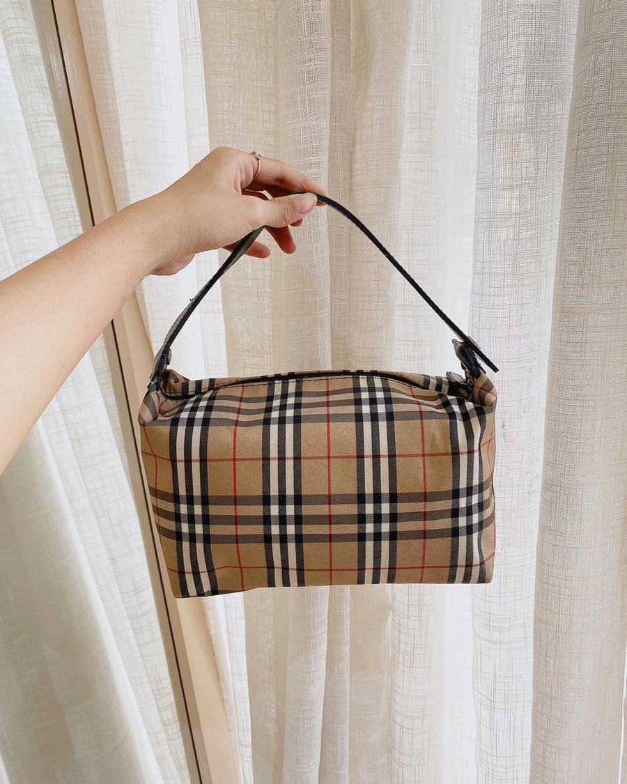 Burberry hobo