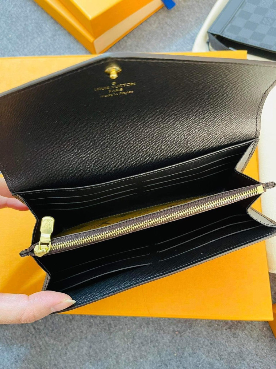 Túi Louis Vuitton