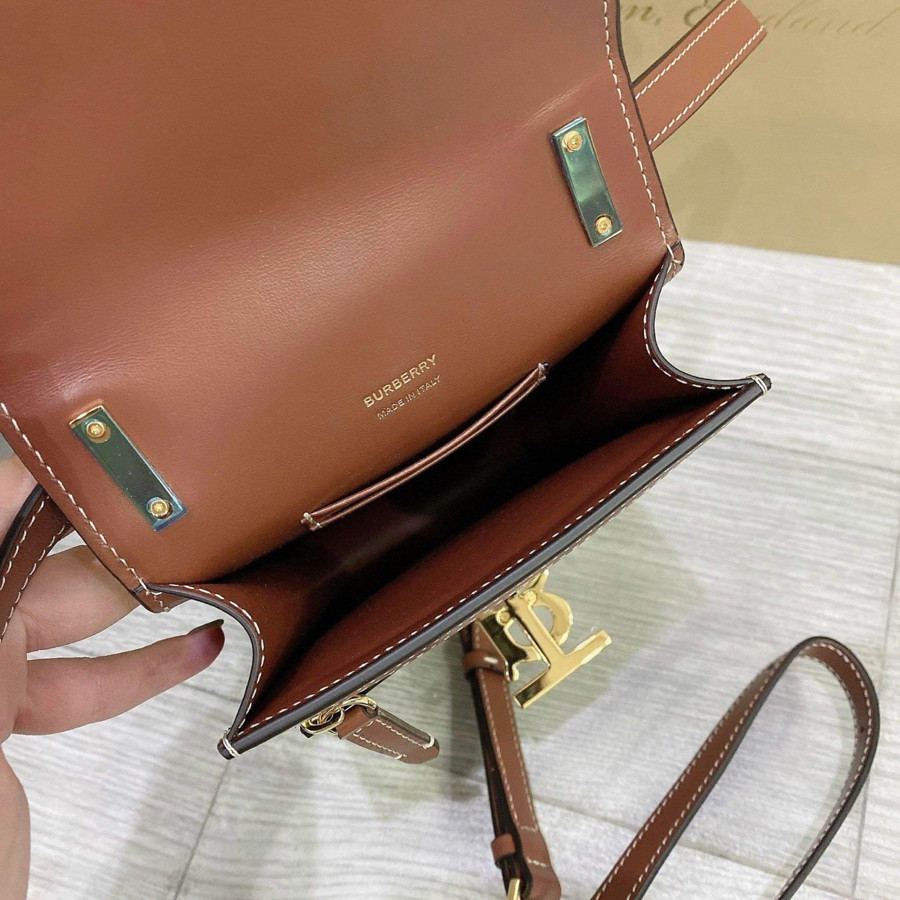 Túi Burberry
