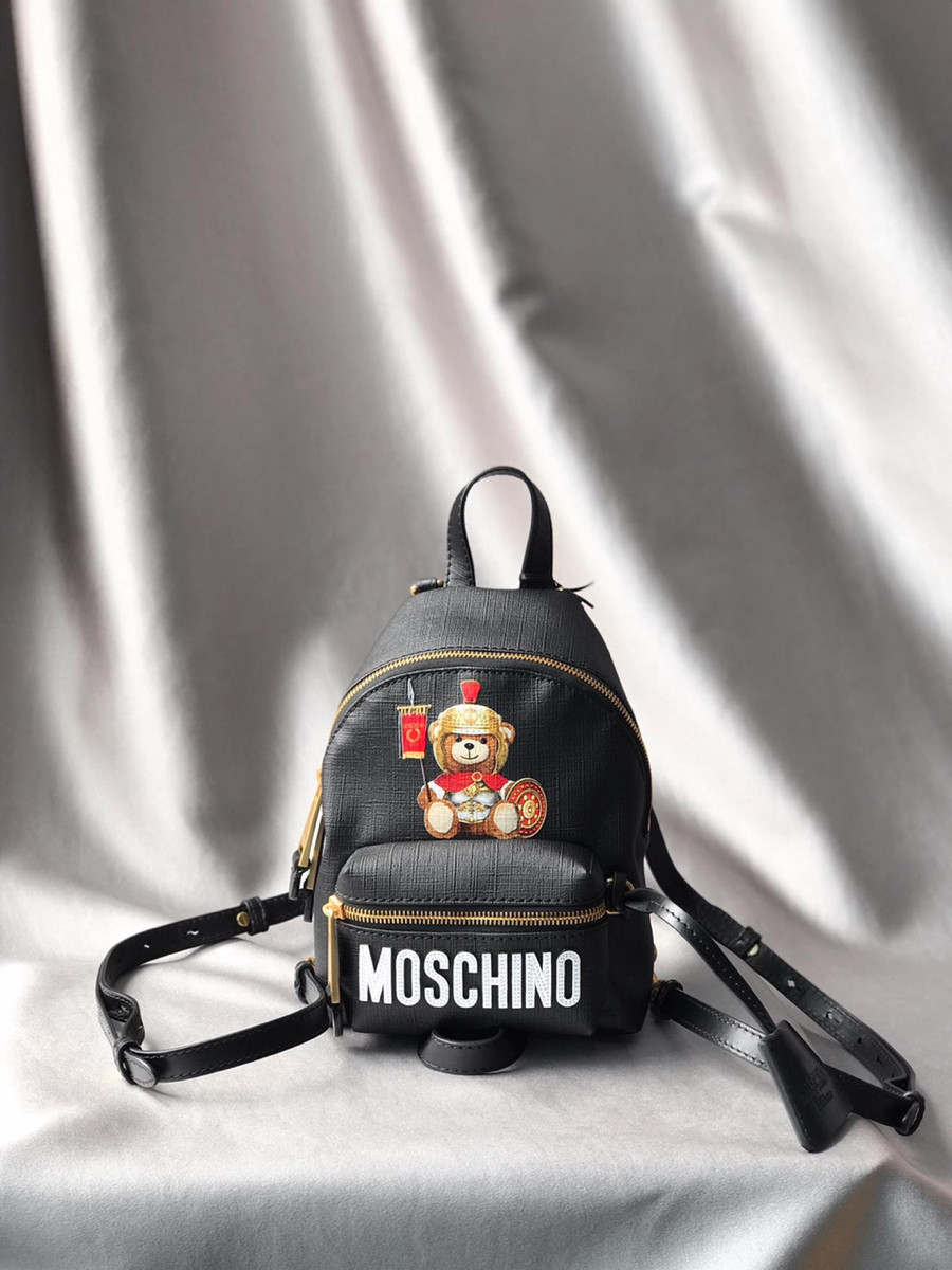 Balo Moschino