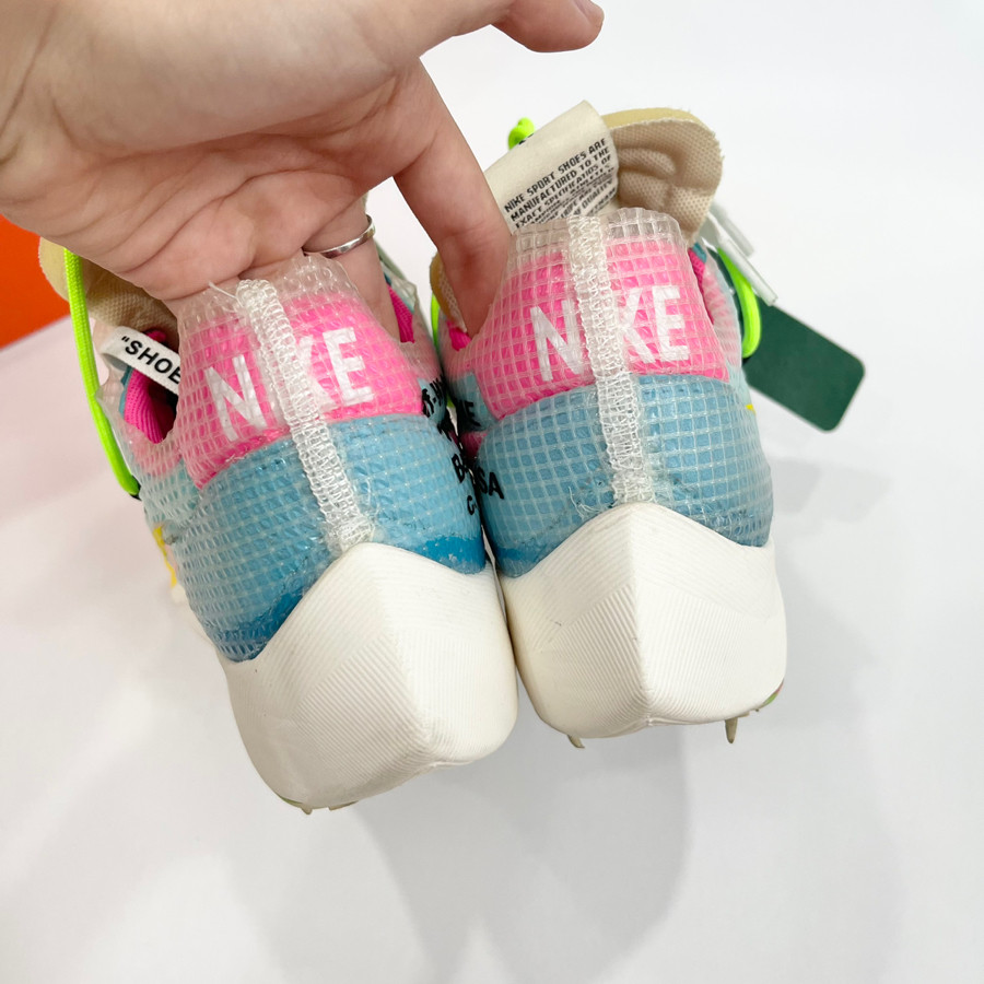 N.i.K.e x ow size 36.5 - 99% only