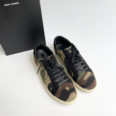 Snkr s.l.p camo size 43.5 - like new fullbox