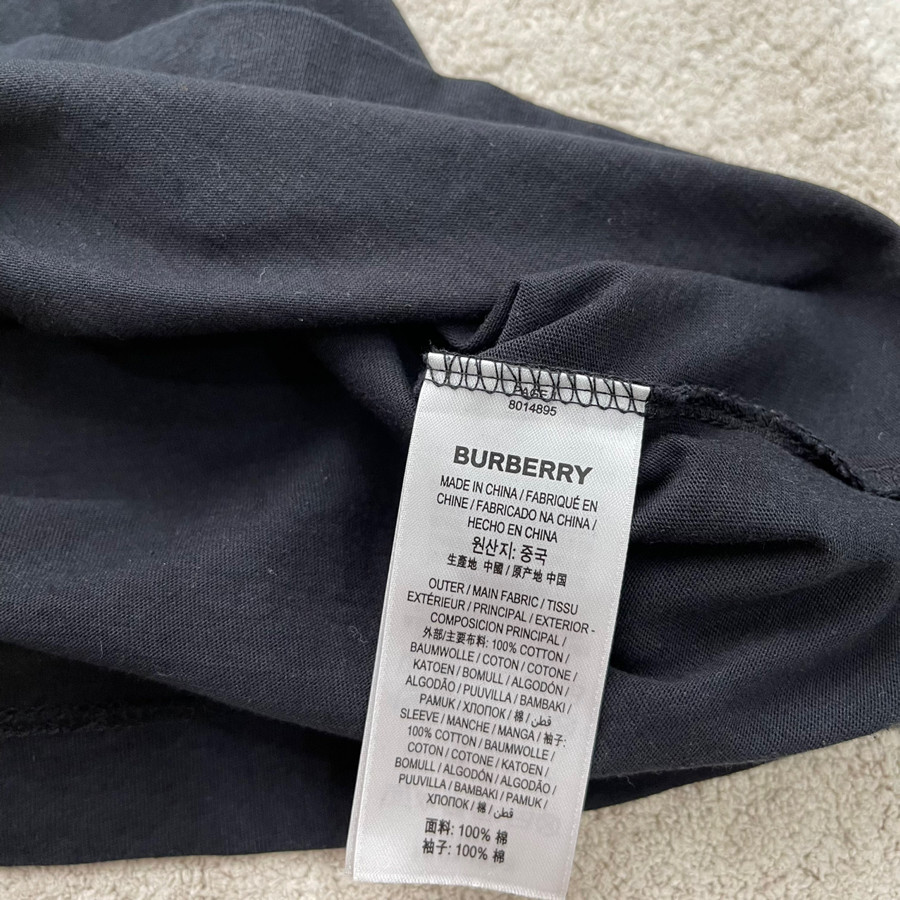 Áo thun Burberry đen size L 98%