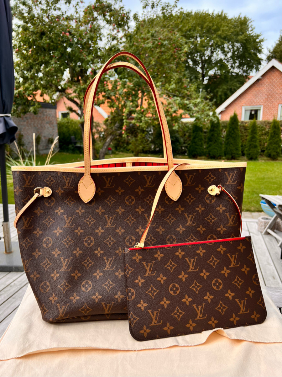 Neverfull size mm new 100% lòng đỏ siêu hiếm