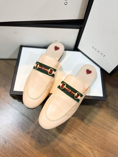 Sục gucci be xọc xanh đỏ logo vàng sz 38.5