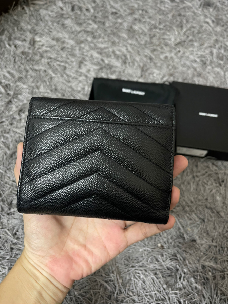 Ví YSL Saint Laurent đen gập 3 khoá vàng