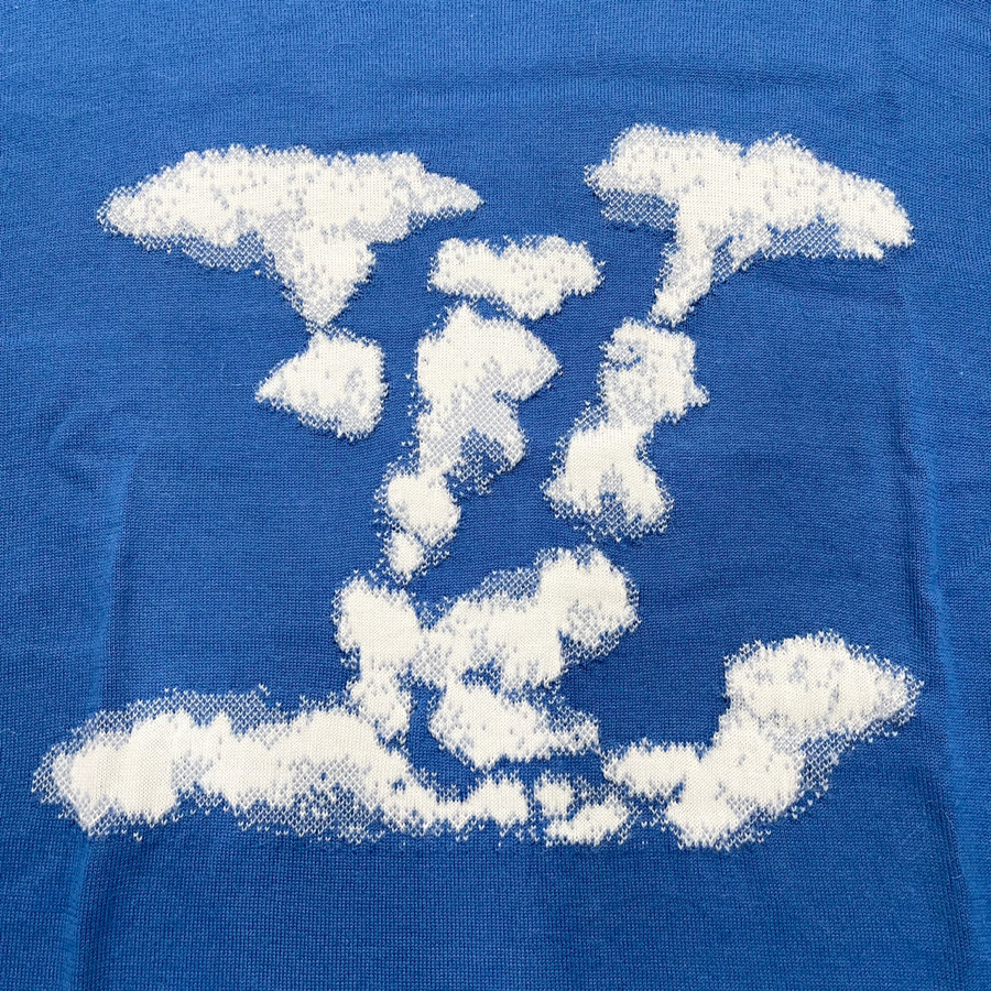 Tee l.v xanh logo mây size S cắt tag hong ( <65kg ) - 98%