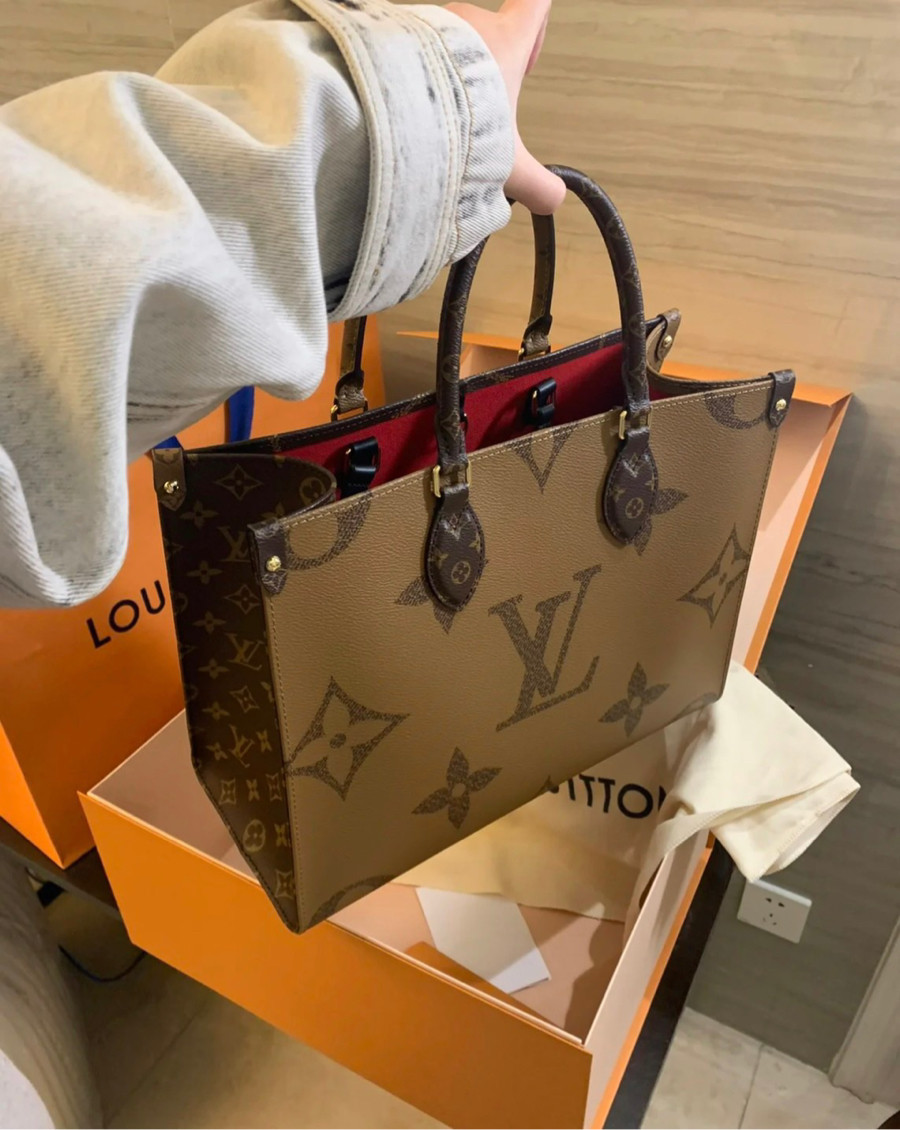 Túi Louis Vuitton