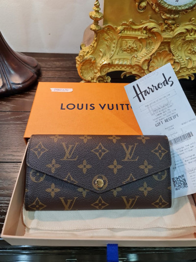 Ví Louis Vuitton