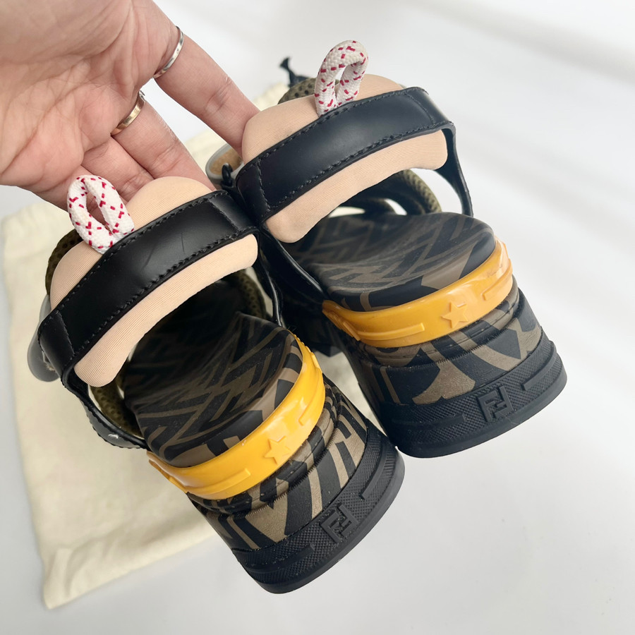 Sandal fen.di đen size 36 - 99% còn dustbag