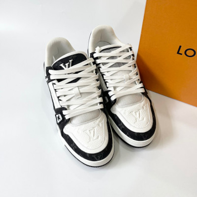 L.v trainer đen size 7 - new fullbox bill