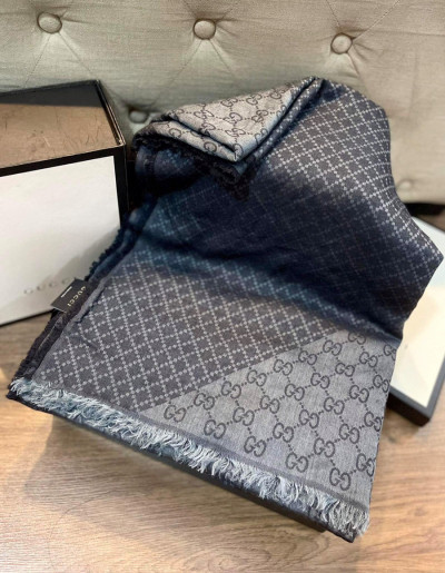 Khăn gucci xám sz 135x190