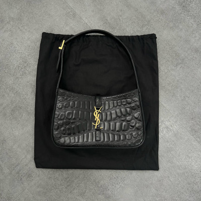 Saint Laurent Hobo