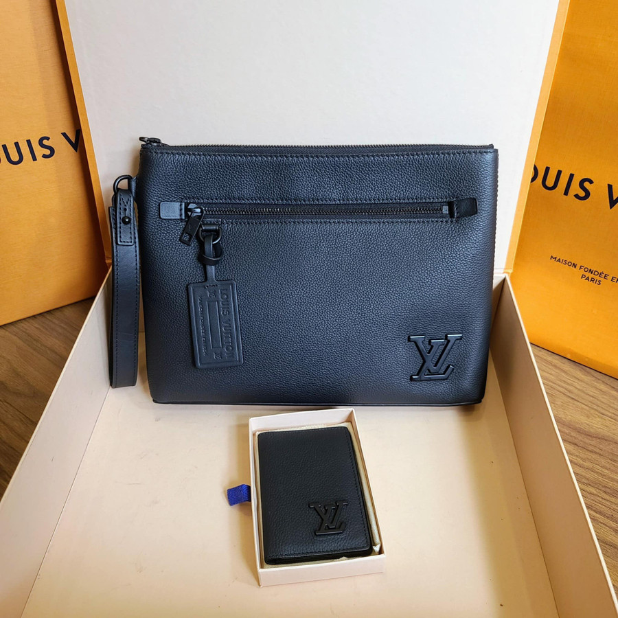 Louis Vuitton - Aerogram iPad Pouch