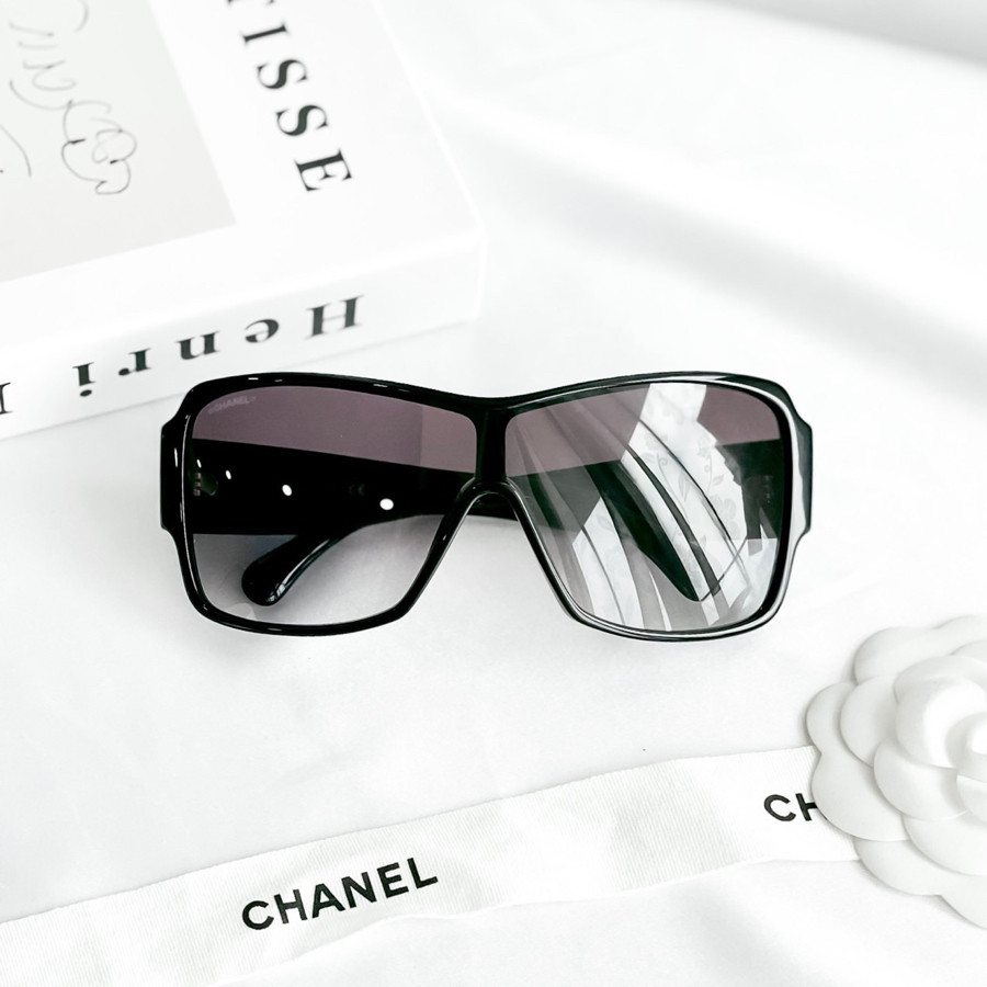 Kính Chanel mặt nạ phong cách ✨