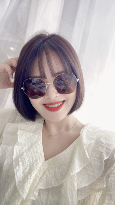 Kính Balenciaga thể thao cá tính ✨