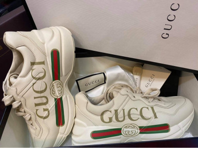 Gucci sneaker fake logo sz 36