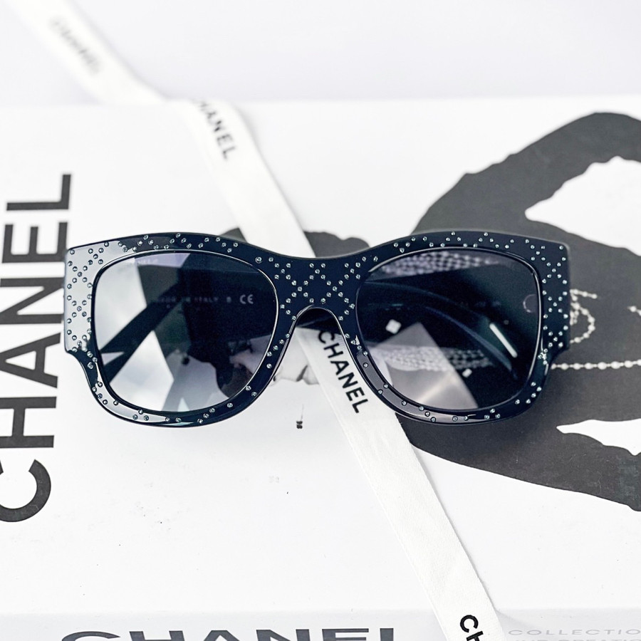 Kính Chanel đính đá full kính sang trọng ✨