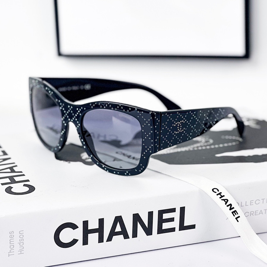 Kính Chanel đính đá full kính sang trọng ✨