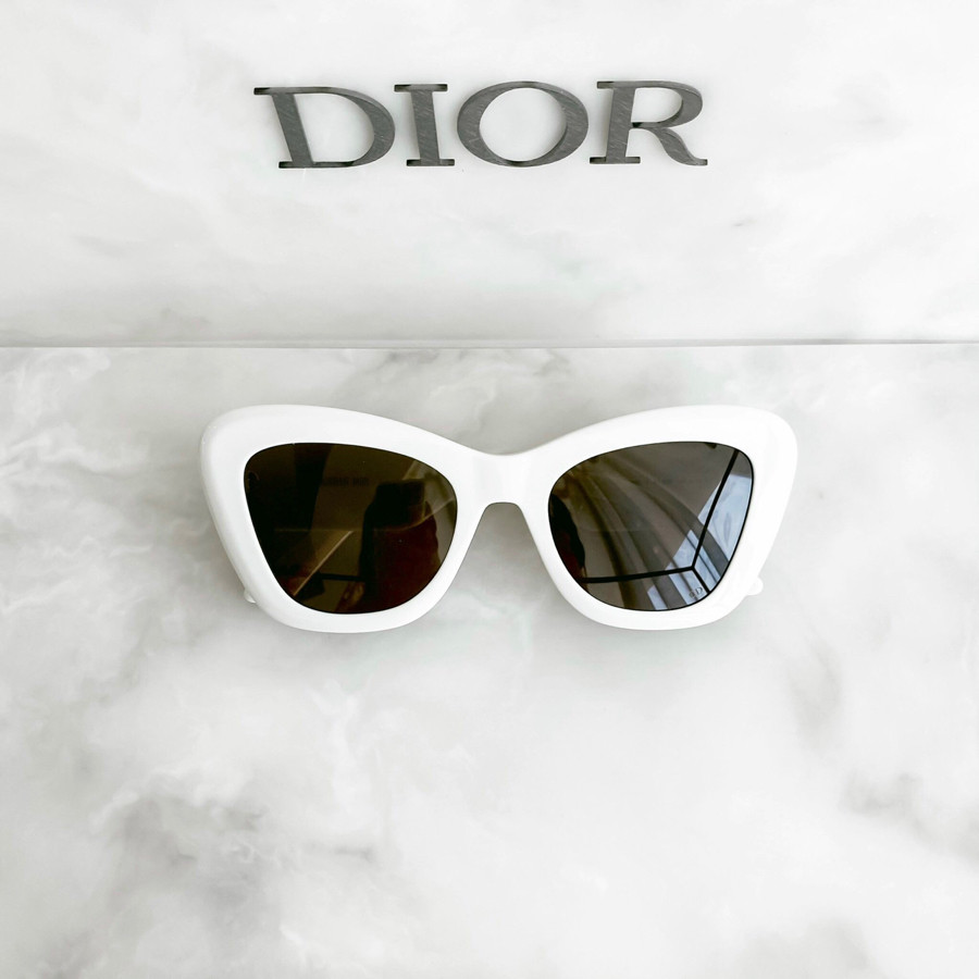 Kính Dior sang chảnh , quý phái ✨