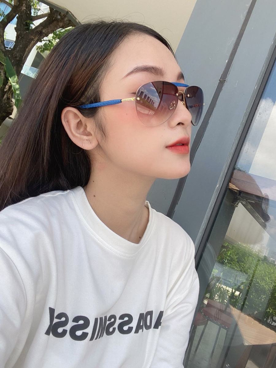 Kính Linda farrow siêu nhẹ siêu xịn sò ✨