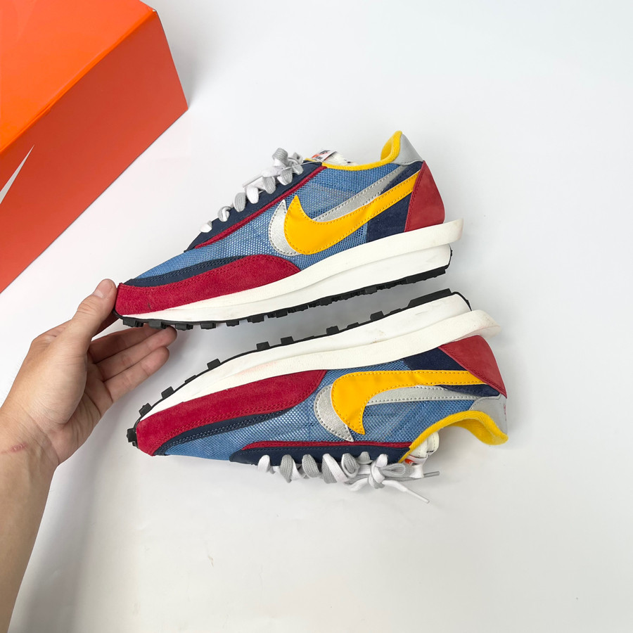 Sacai đỏ size 42.5 - 98% fullbox