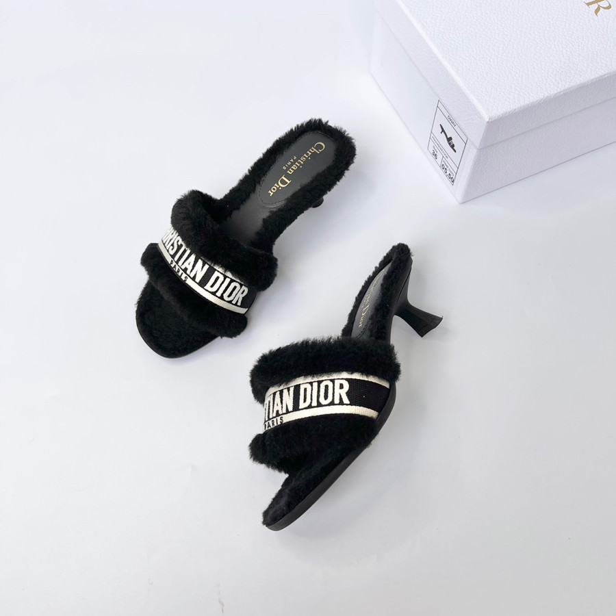 Guốc di.or lông size 36 - 99% fullbox