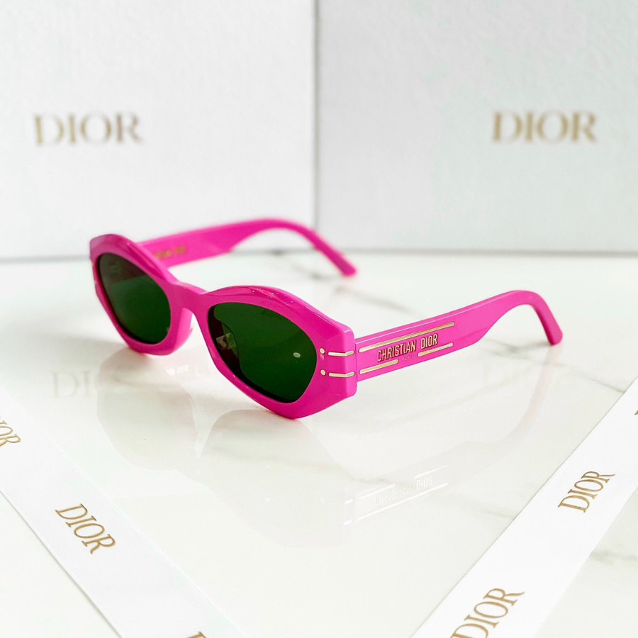 Kính râm Dior new ss 2022 , chất lừ ✨