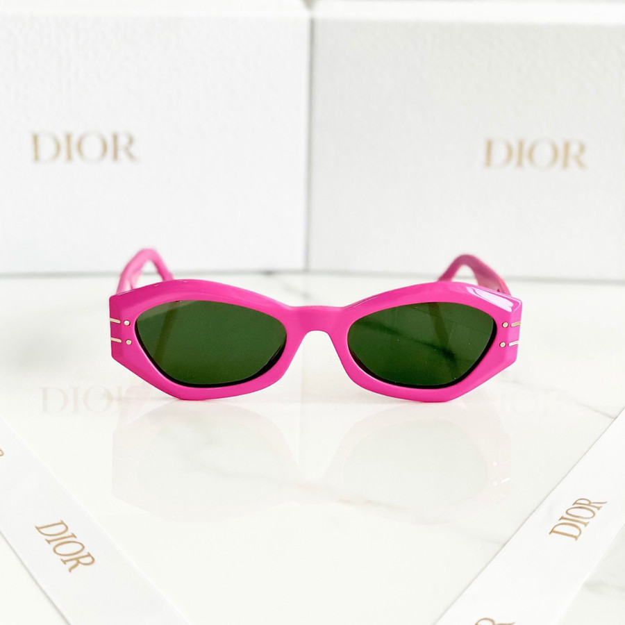 Kính râm Dior new ss 2022 , chất lừ ✨