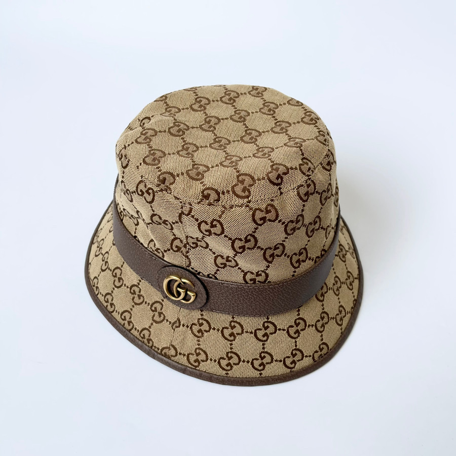 Bucket g.c size 57cm - 98% only