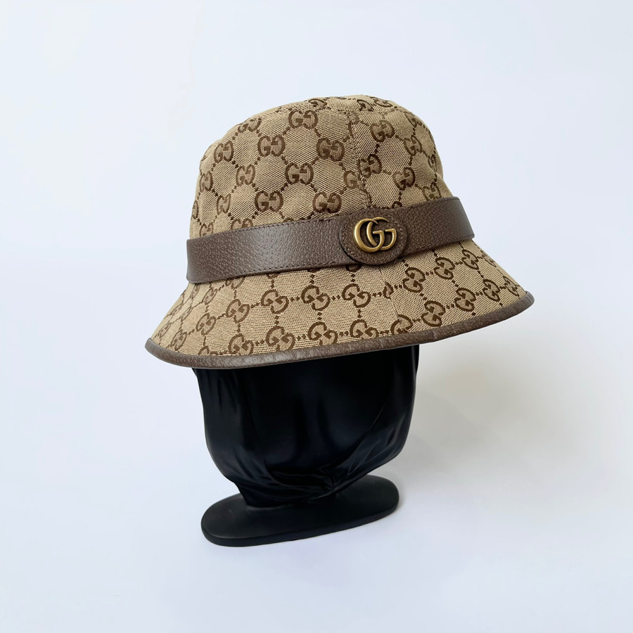 Bucket g.c size 57cm - 98% only