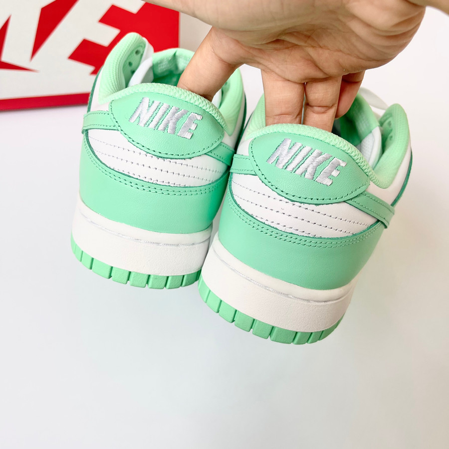 Dunk low green glow size 44 - new fullbox