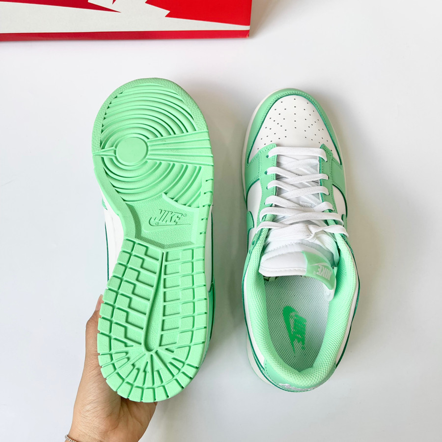 Dunk low green glow size 44 - new fullbox