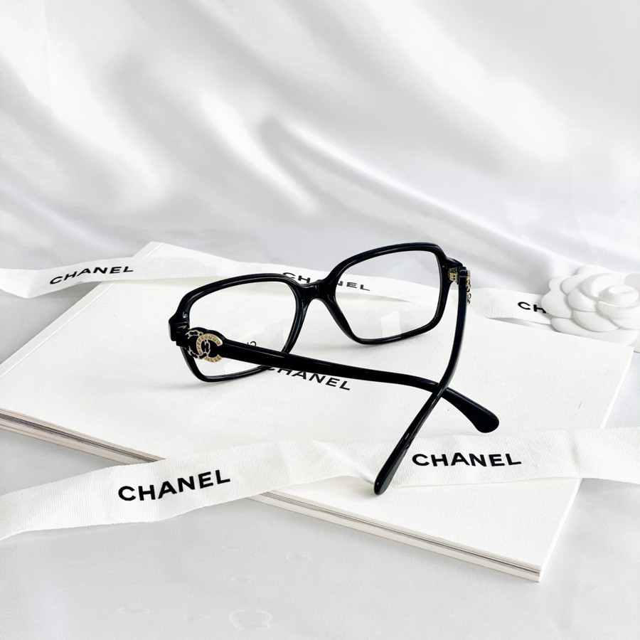 Kính cận Chanel sang chảng , phong cách ✨