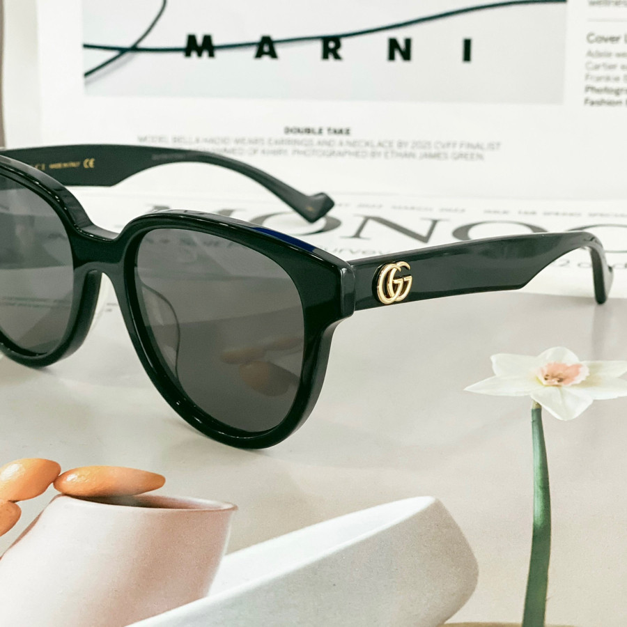 Kính râm Gucci kết hợp được với nhiều phong cách ✨