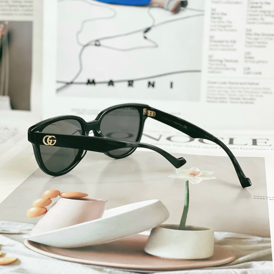 Kính râm Gucci kết hợp được với nhiều phong cách ✨