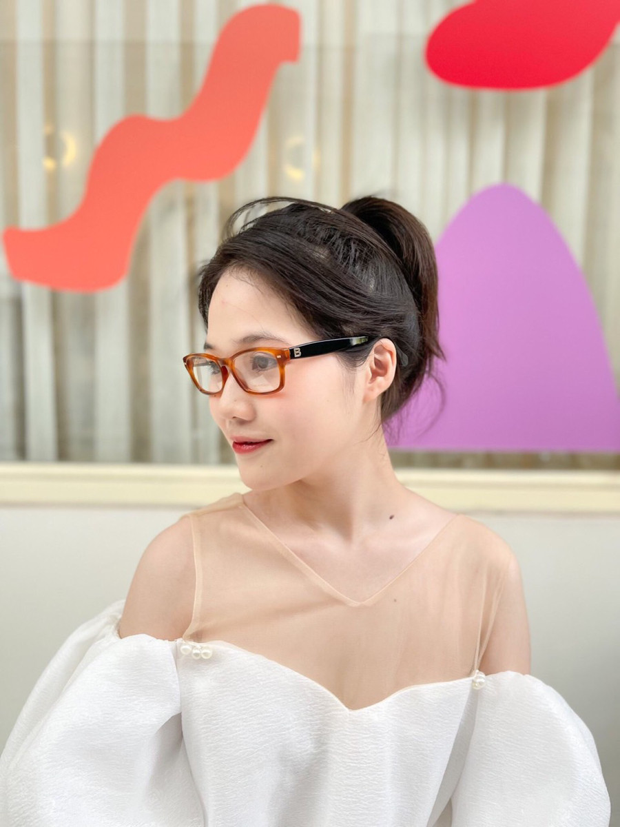 Kính cận Balenciaga thanh lịch , gọng siêu nhẹ ✨