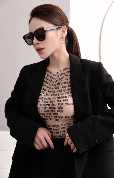 Kính râm Gucci kết hợp được với nhiều phong cách ✨