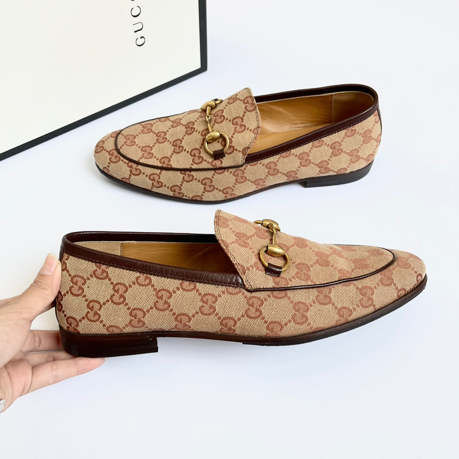 Loafer G.c size 7G - 97% fullbox